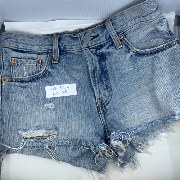 Levi’s size 25 upcycled denim shorts - Picture 3 of 11